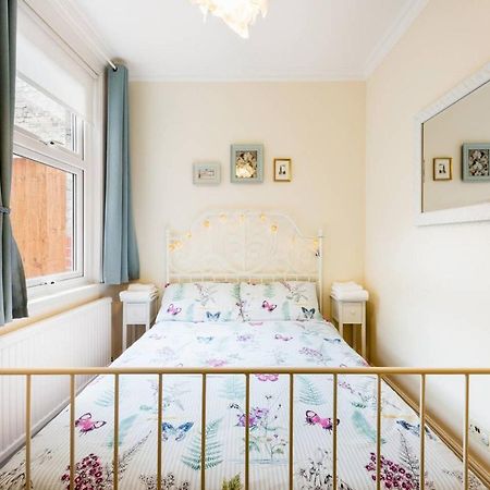 Bikki Apartments - 2 Bedroom Harrow Dış mekan fotoğraf