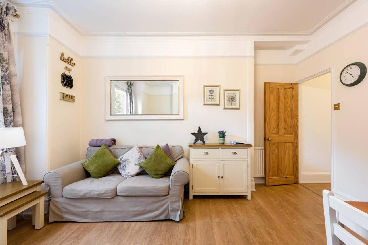 Bikki Apartments - 2 Bedroom Harrow Dış mekan fotoğraf